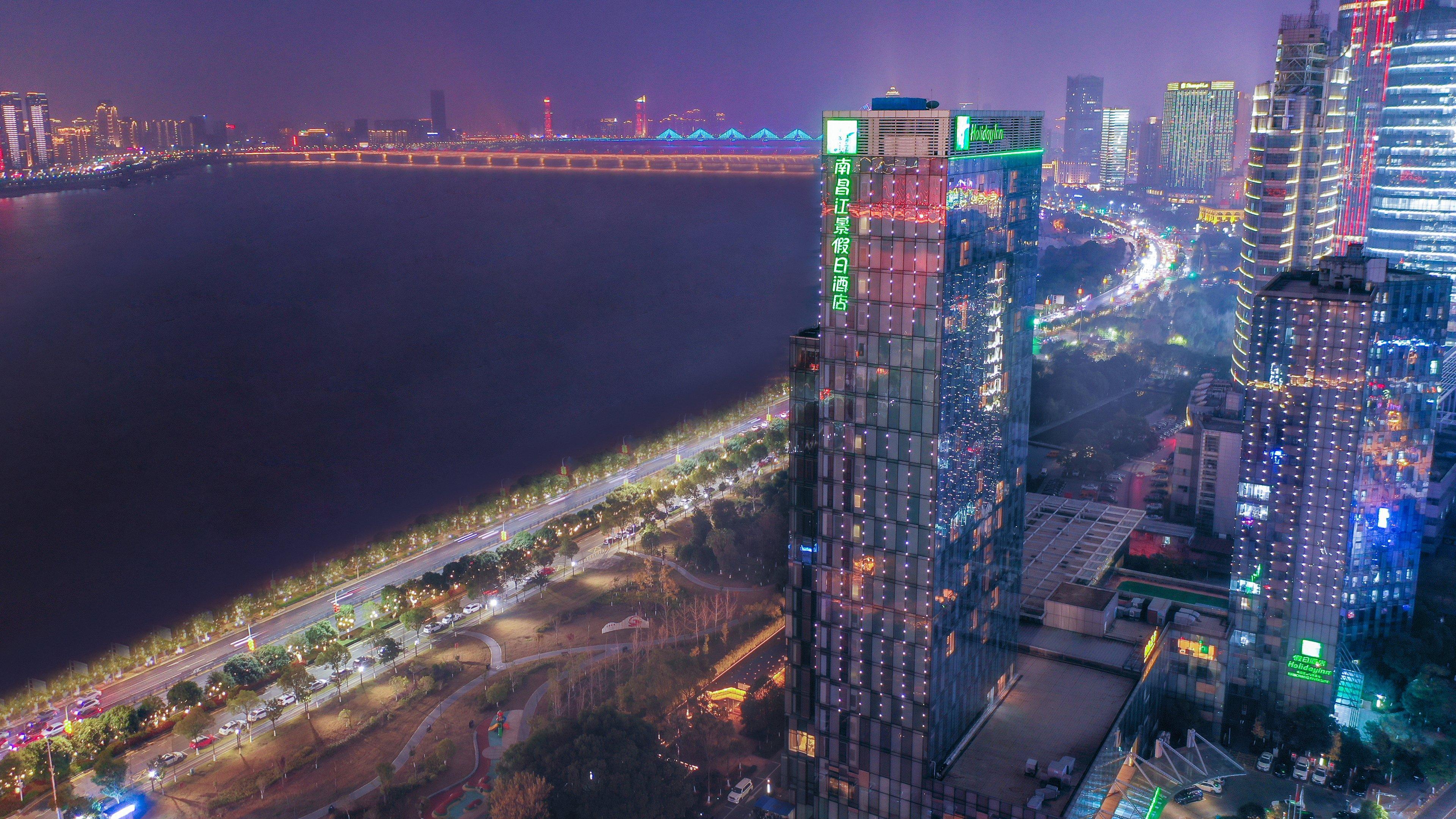 Holiday Inn Nanchang Riverside By Ihg מראה חיצוני תמונה
