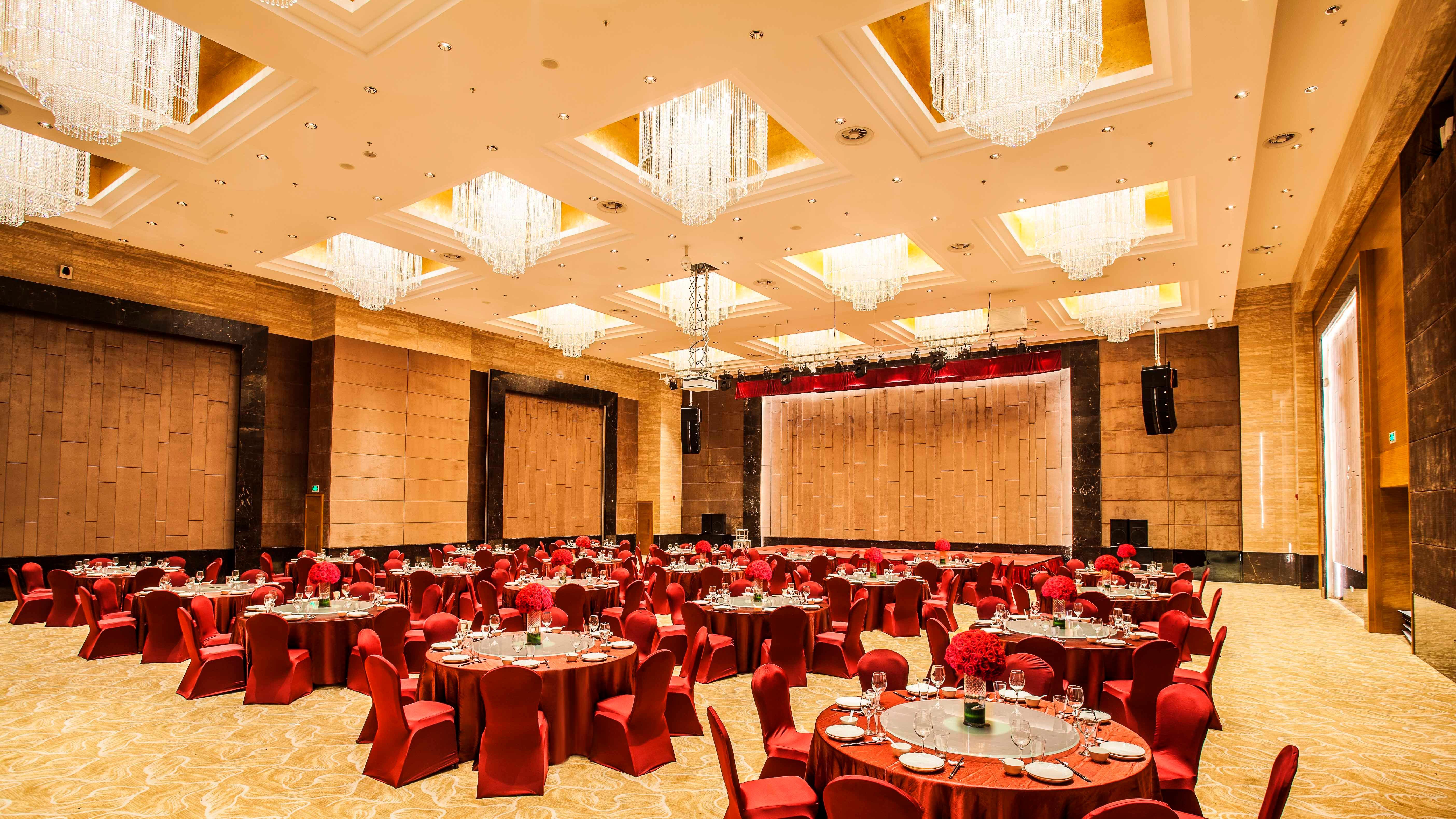 Holiday Inn Nanchang Riverside By Ihg מראה חיצוני תמונה